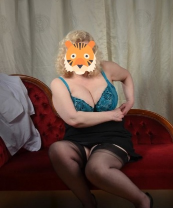 Проститутка Аурелия